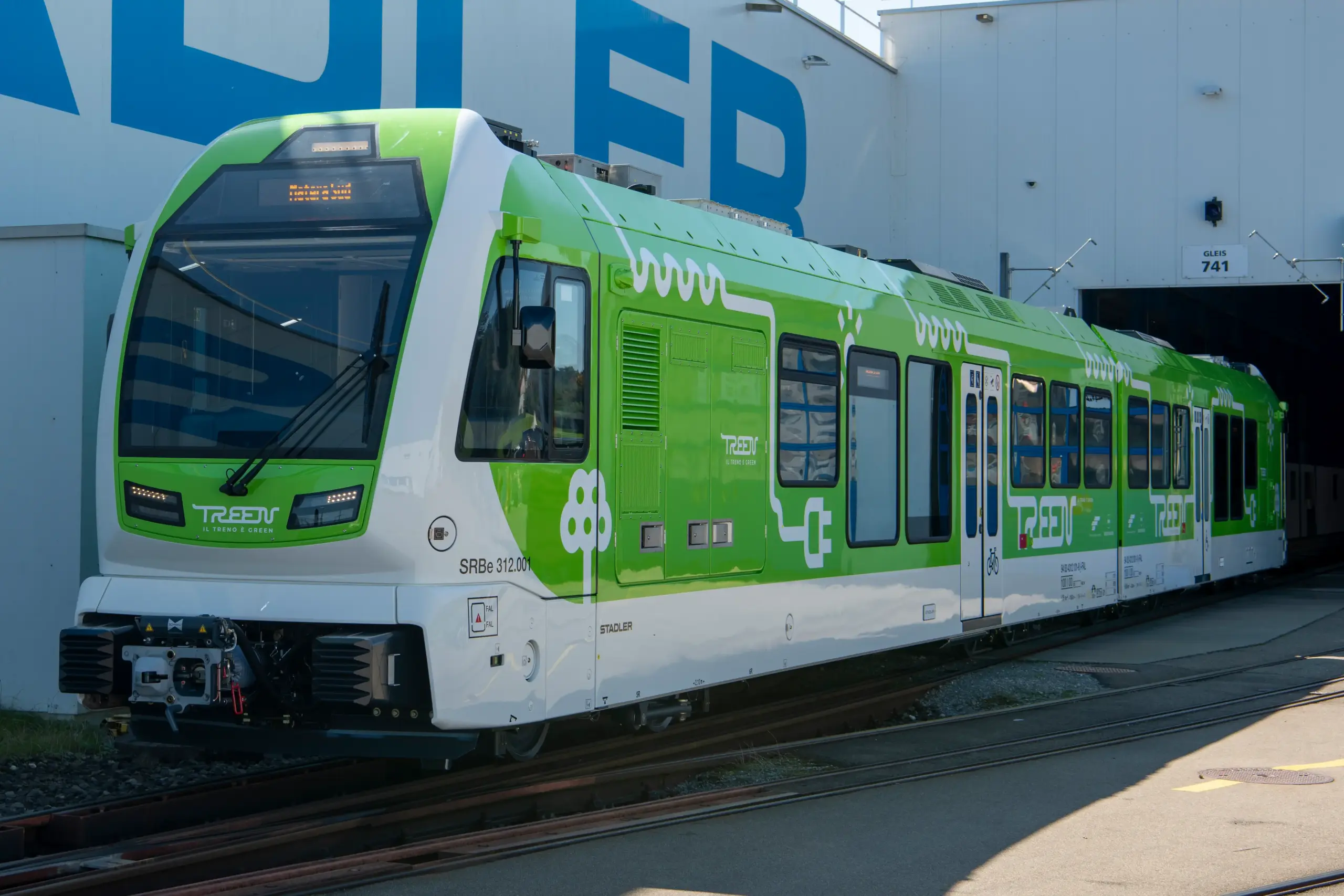 Iniciativa apresenta primeiro trem de bitola estreita movido a bateria da Europa