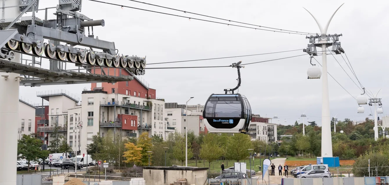 🇫🇷 Paris inaugura o Câble C1, primeiro teleférico urbano integrado ao transporte metropolitano